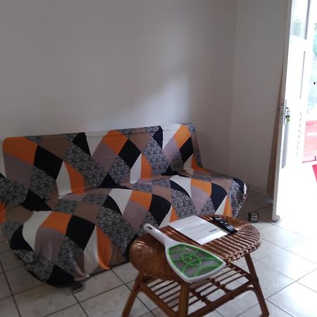F2 Rez De Jardin Carbet Apartment Ле Карбе Екстериор снимка